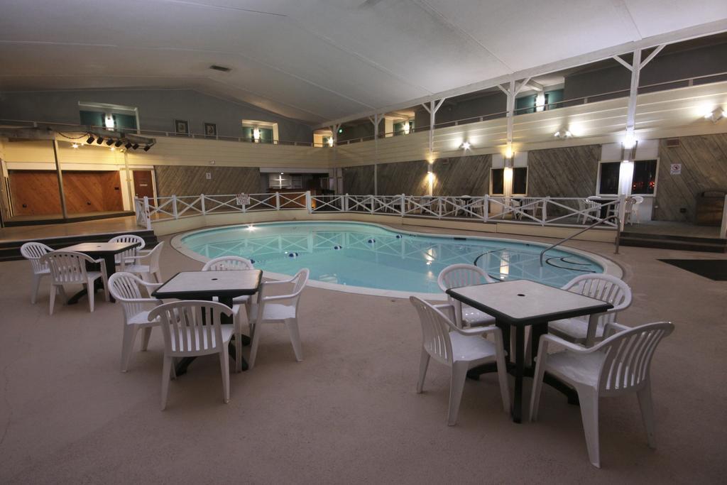 Yellowstone Pioneer Lodge ลิฟวิงสตัน ภายนอก รูปภาพ