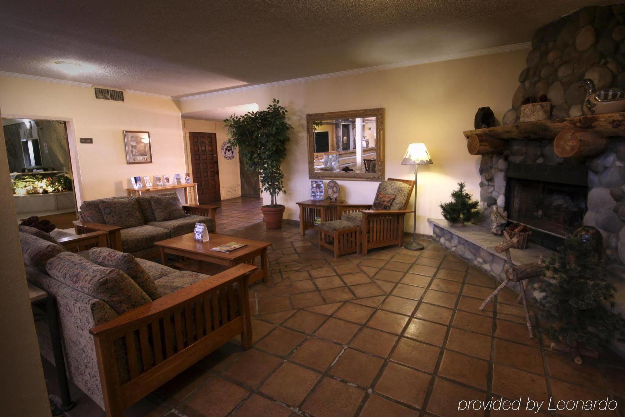 Yellowstone Pioneer Lodge ลิฟวิงสตัน ภายใน รูปภาพ
