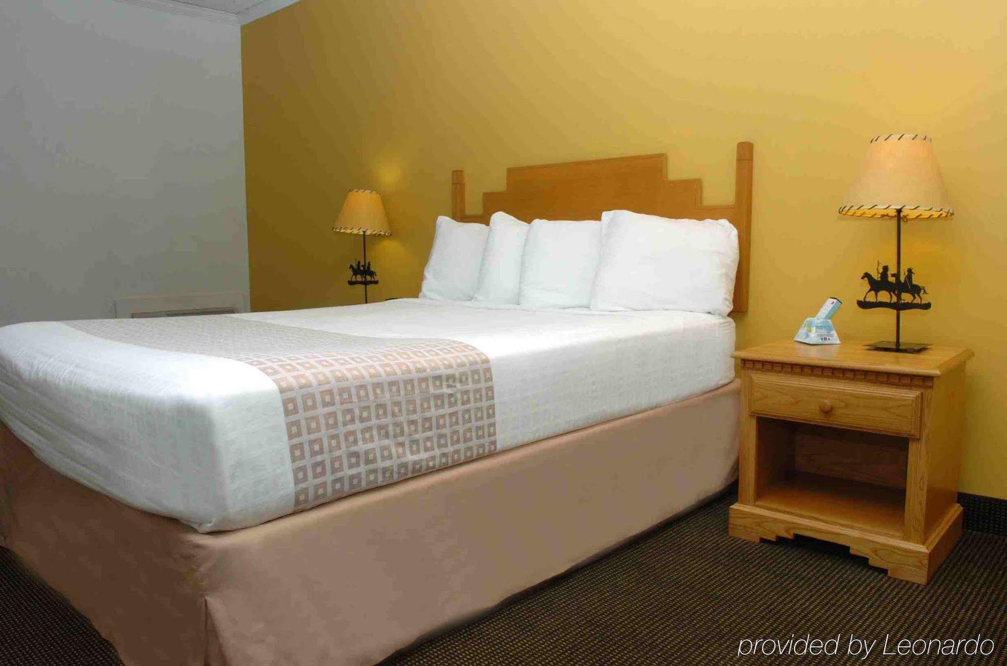 Yellowstone Pioneer Lodge ลิฟวิงสตัน ห้อง รูปภาพ